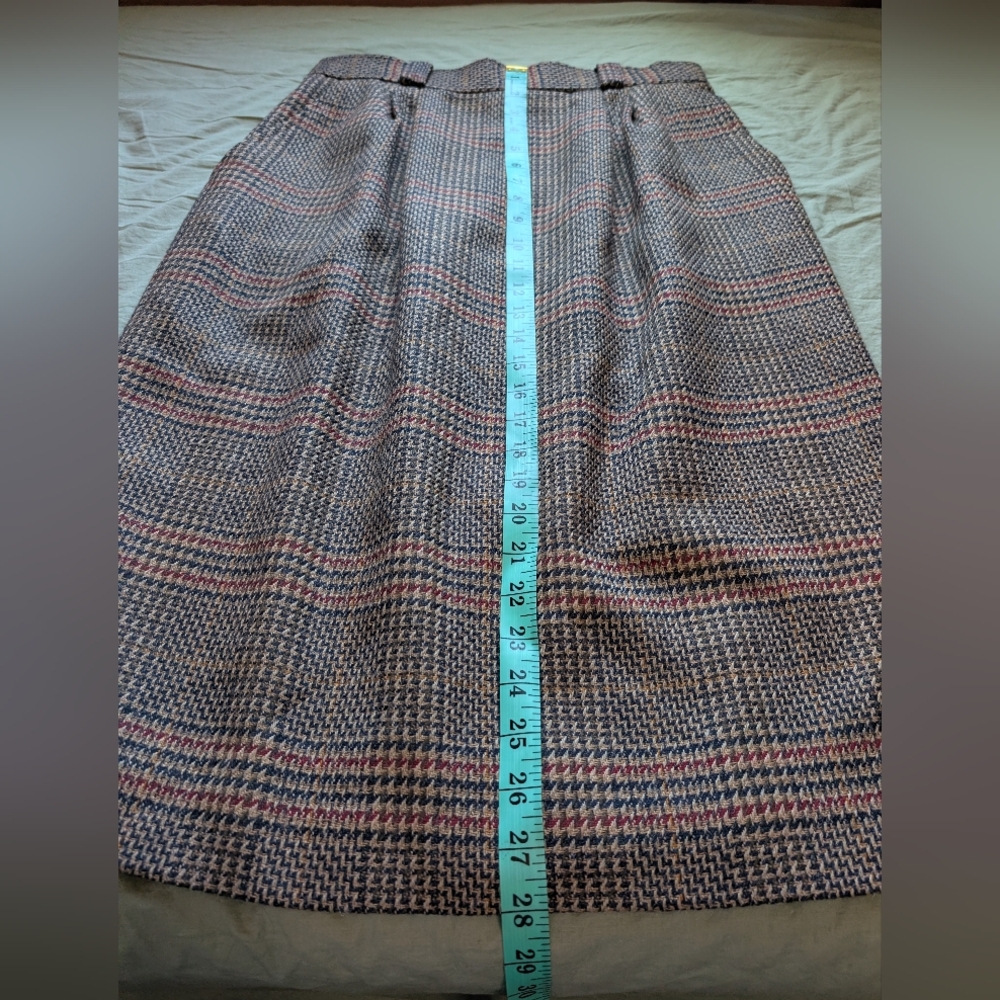 Vintage Evan Picone 2 Piece Plaid Wool Suit Set Skirt/Blazer W10 Red/Browns - Picture 16 of 16